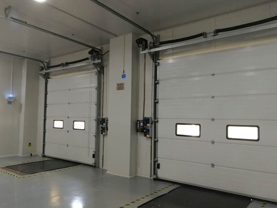 -18℃肉類冷庫設(shè)備施工費(fèi)用預(yù)算多少錢一平米,建設(shè)的標(biāo)準(zhǔn)有哪些?